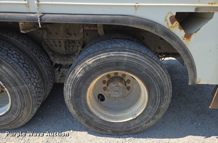 image for item EF1508 2011 International 7500 bucket truck