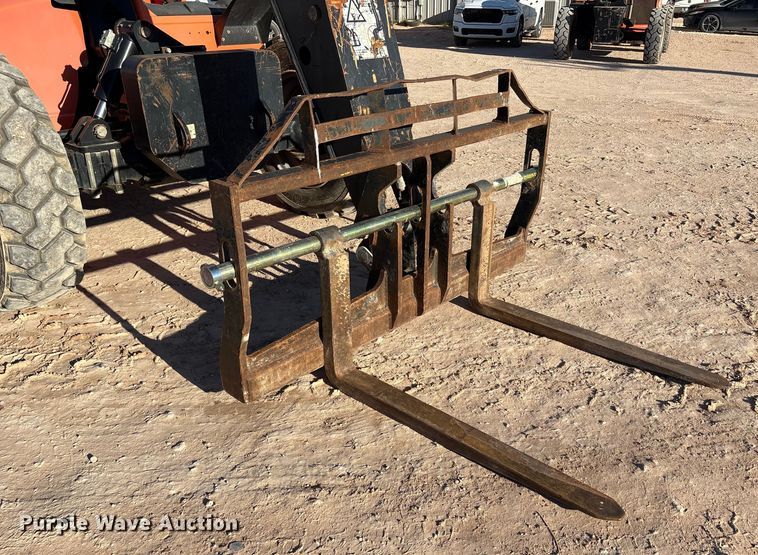 image for item EF5989 2014 JLG G9-43A telehandler