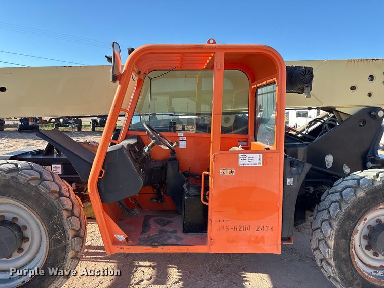 image for item EF5989 2014 JLG G9-43A telehandler