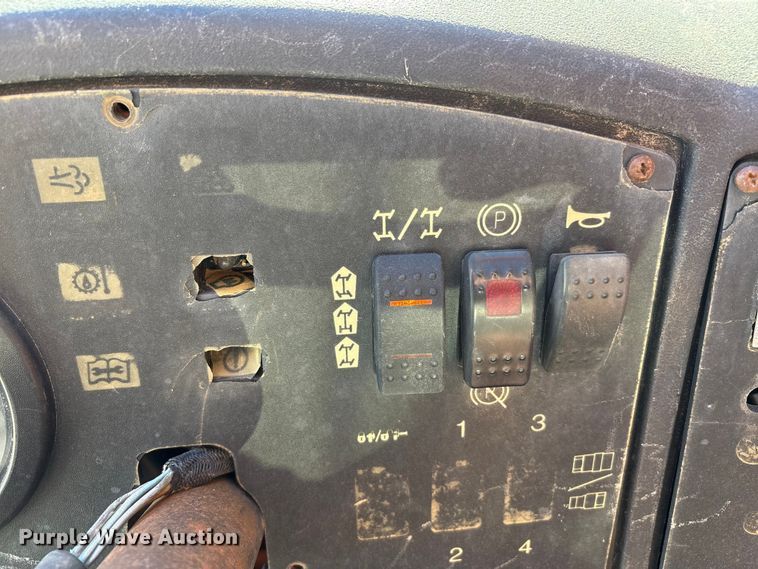 image for item EF5989 2014 JLG G9-43A telehandler