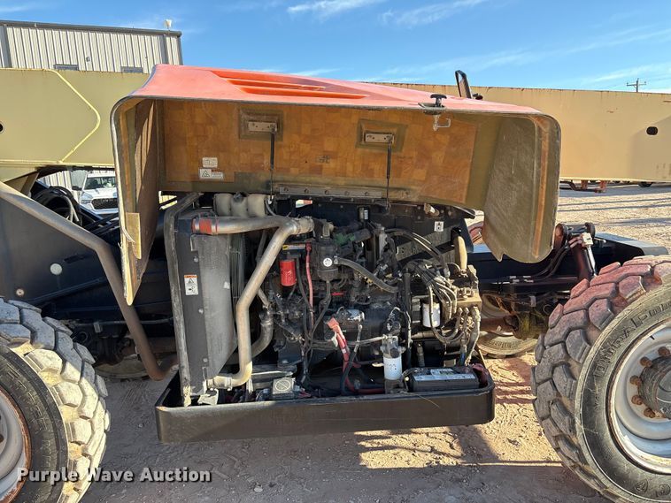 image for item EF5989 2014 JLG G9-43A telehandler