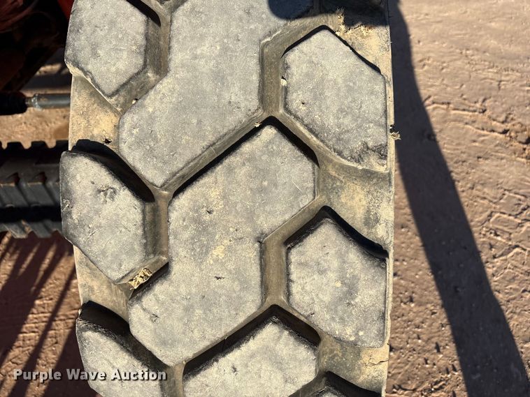 image for item EF5991 2014 JLG G9-43A telehandler