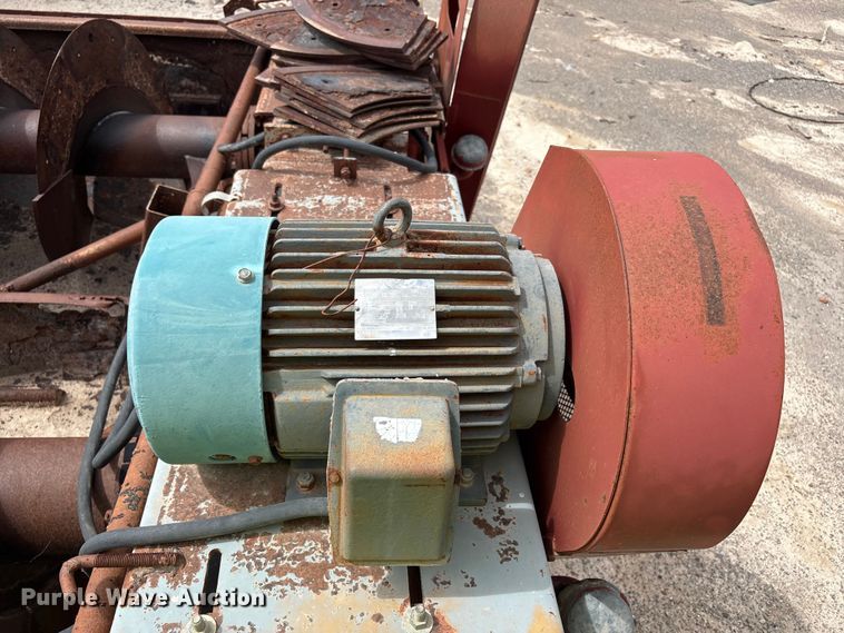 image for item EF6005 Eagle Iron Works sand screw screening plant