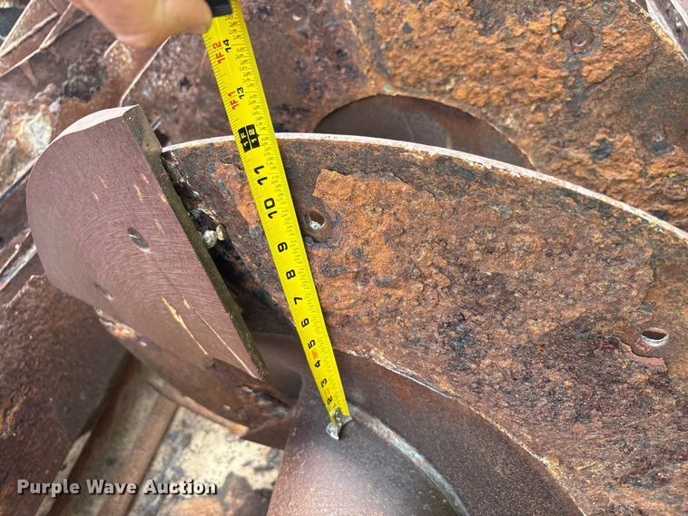 image for item EF6005 Eagle Iron Works sand screw screening plant