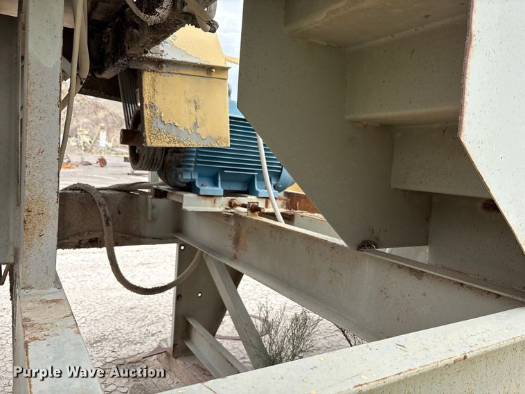 image for item EF6009 Cedarapids twin screw mixer