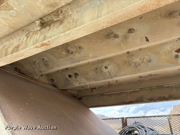 image for item EF6009 Cedarapids twin screw mixer