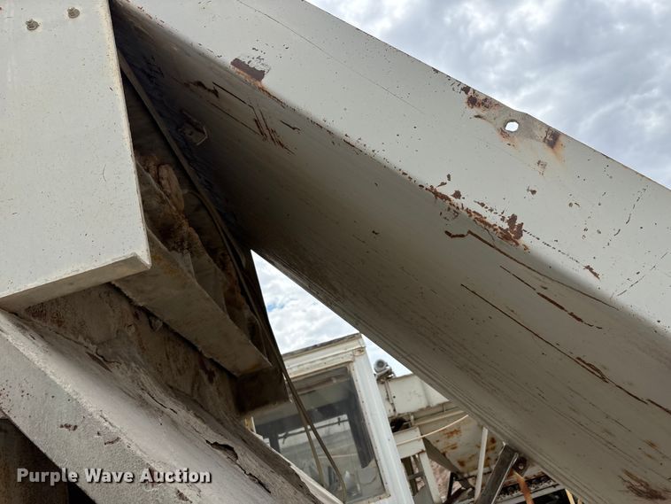 image for item EF6009 Cedarapids twin screw mixer