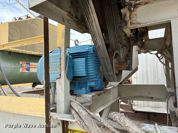 image for item EF6009 Cedarapids twin screw mixer