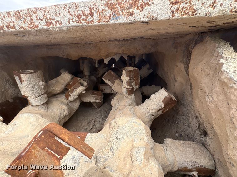 image for item EF6009 Cedarapids twin screw mixer