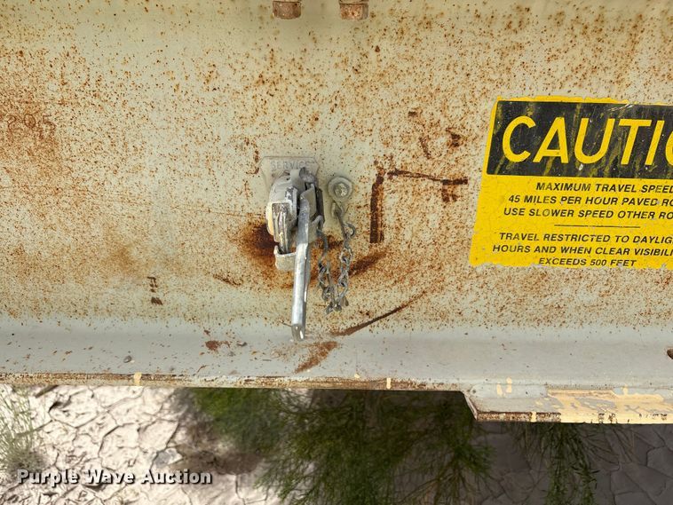 image for item EF6009 Cedarapids twin screw mixer