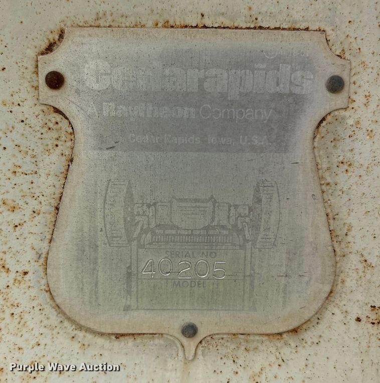 image for item EF6009 Cedarapids twin screw mixer