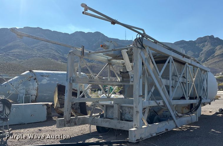 image for item EF6018 Portable Raising ready mix silo