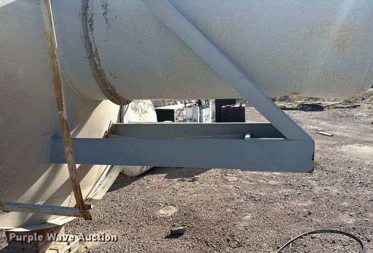 image for item EF6018 Portable Raising ready mix silo