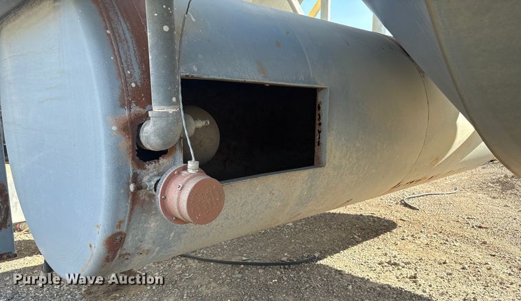 image for item EF6018 Portable Raising ready mix silo