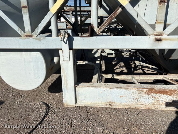 image for item EF6018 Portable Raising ready mix silo