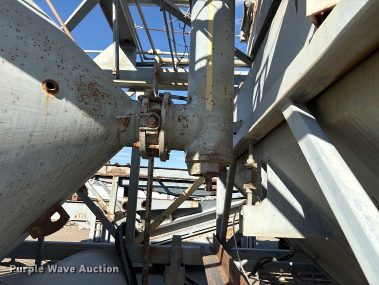 image for item EF6018 Portable Raising ready mix silo