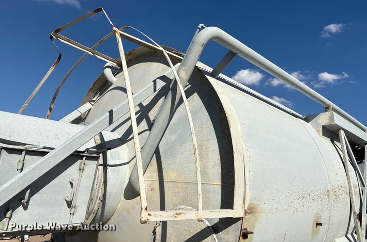 image for item EF6018 Portable Raising ready mix silo