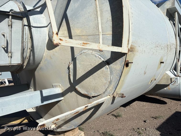 image for item EF6018 Portable Raising ready mix silo