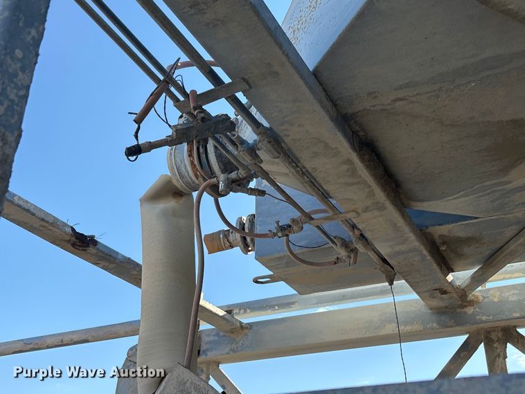 image for item EF6018 Portable Raising ready mix silo