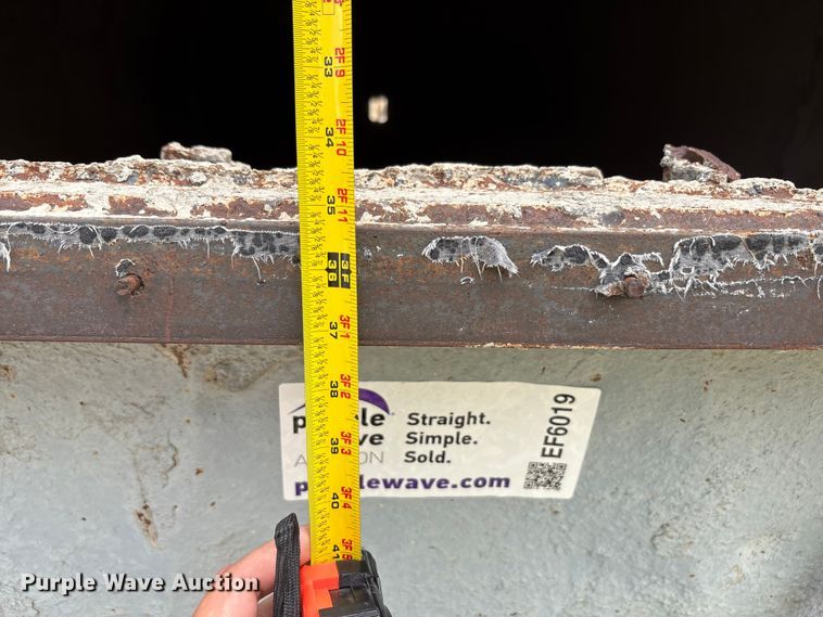 image for item EF6019 Concrete silo