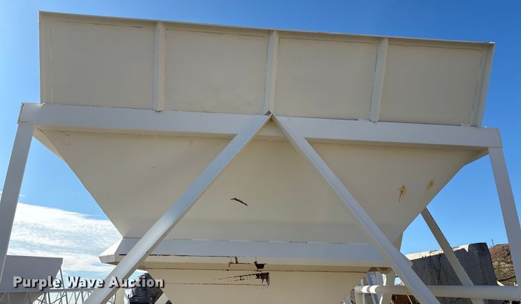 image for item EF6023 Material hopper