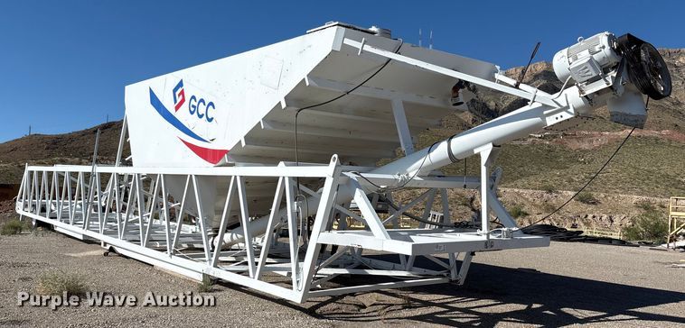 image for item EF6028 Vince Hagan mobile batch plant