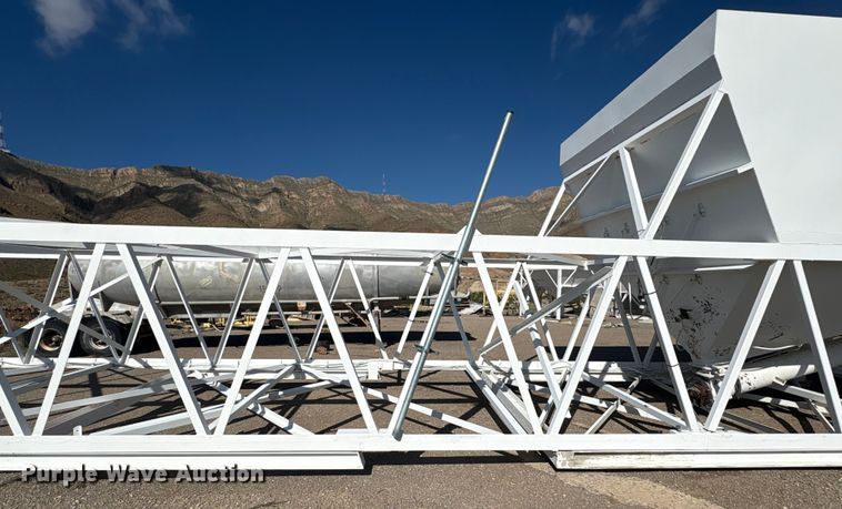 image for item EF6028 Vince Hagan mobile batch plant