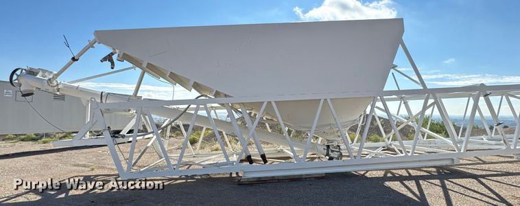 image for item EF6028 Vince Hagan mobile batch plant