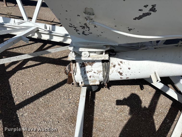 image for item EF6028 Vince Hagan mobile batch plant