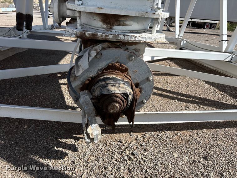 image for item EF6028 Vince Hagan mobile batch plant