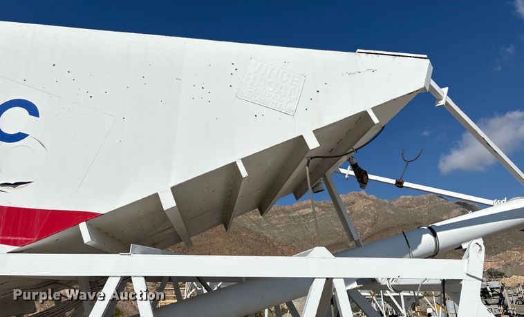 image for item EF6028 Vince Hagan mobile batch plant