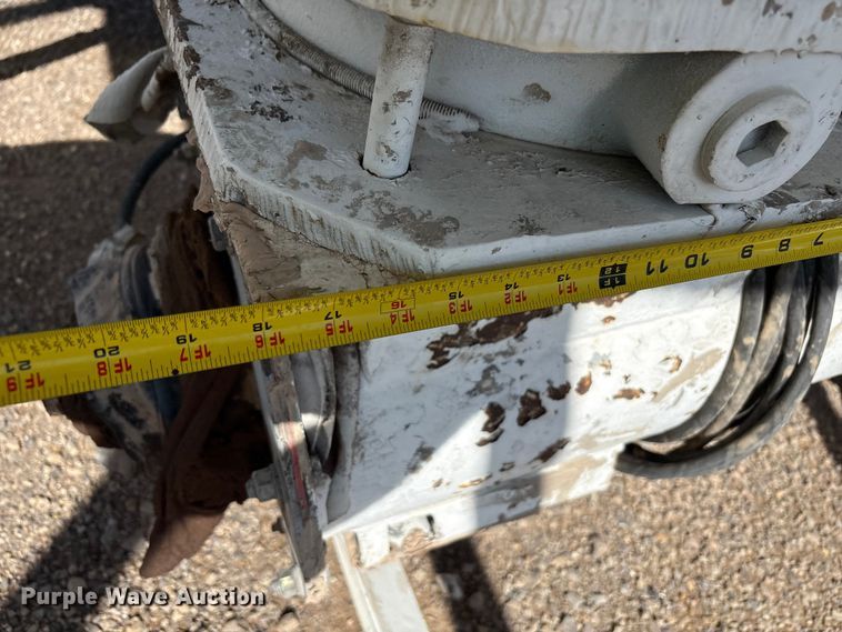 image for item EF6028 Vince Hagan mobile batch plant