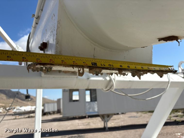 image for item EF6028 Vince Hagan mobile batch plant