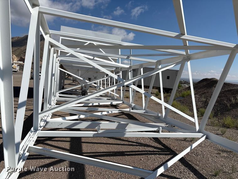 image for item EF6028 Vince Hagan mobile batch plant