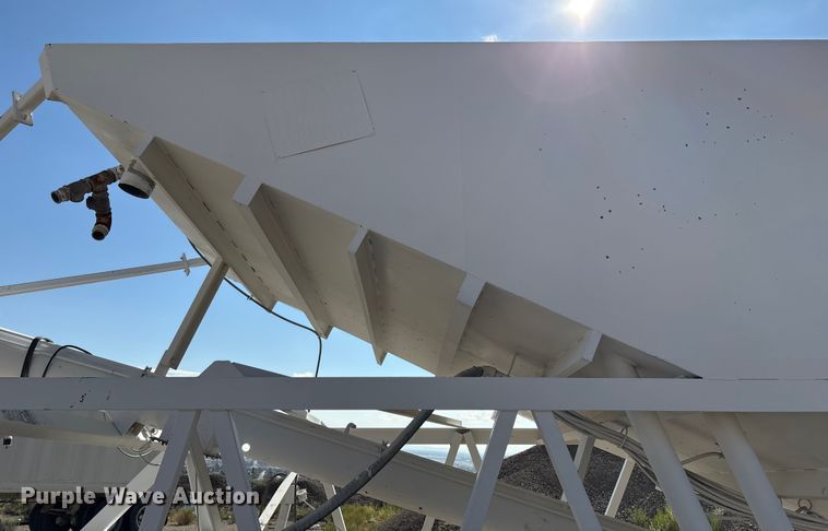 image for item EF6028 Vince Hagan mobile batch plant