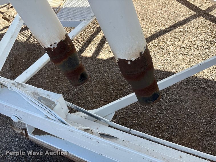 image for item EF6028 Vince Hagan mobile batch plant