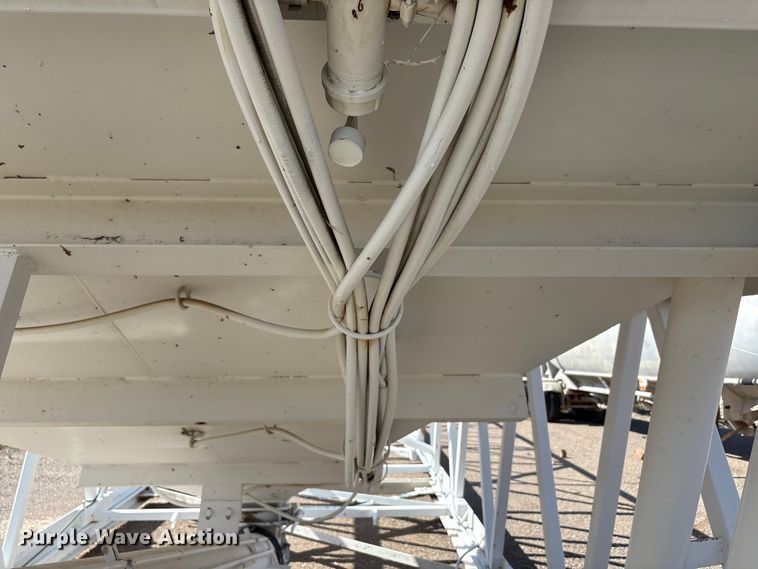 image for item EF6028 Vince Hagan mobile batch plant