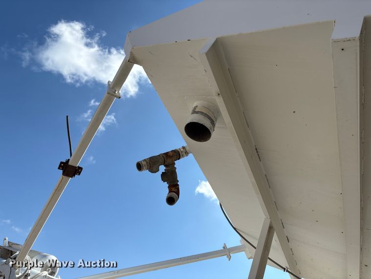 image for item EF6028 Vince Hagan mobile batch plant