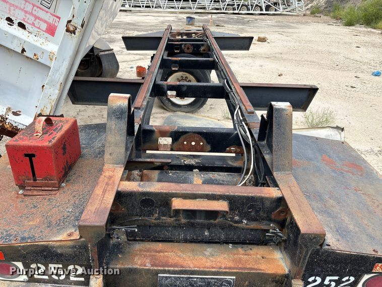 image for item EF6035 1985 Knight Trailers roll off trailer