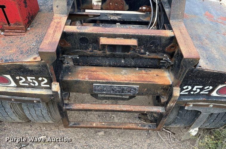 image for item EF6035 1985 Knight Trailers roll off trailer