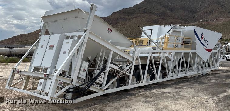 image for item EF6036 Vince Hagan mobile aggregate batch mixing plant
