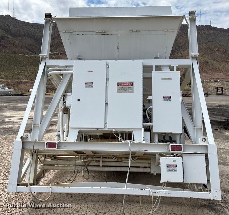 image for item EF6036 Vince Hagan mobile aggregate batch mixing plant