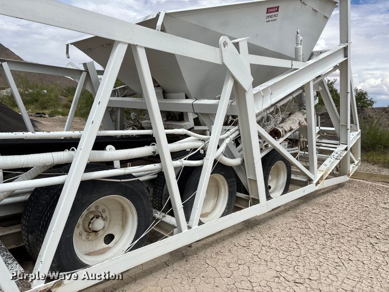 image for item EF6036 Vince Hagan mobile aggregate batch mixing plant