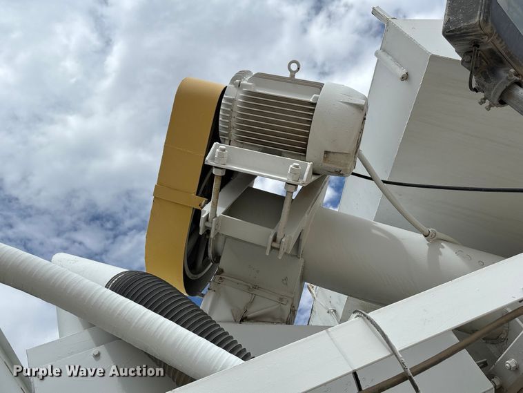 image for item EF6036 Vince Hagan mobile aggregate batch mixing plant