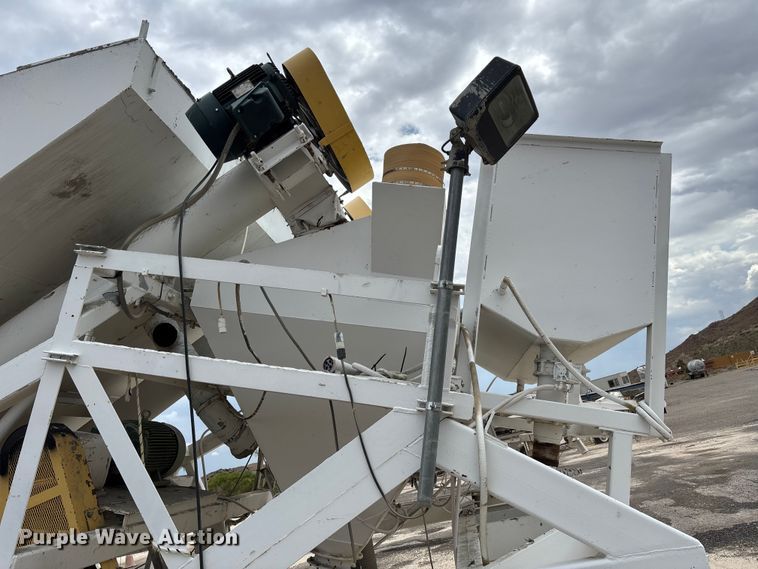image for item EF6036 Vince Hagan mobile aggregate batch mixing plant