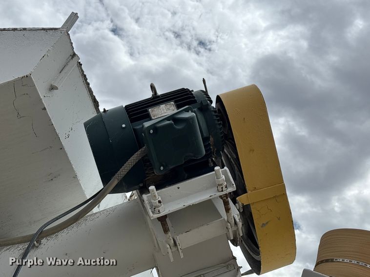 image for item EF6036 Vince Hagan mobile aggregate batch mixing plant