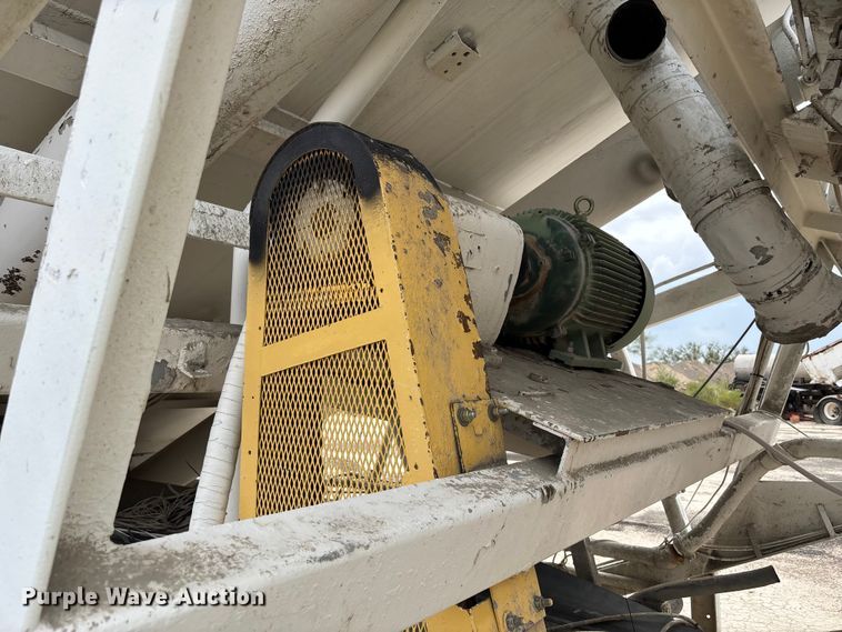 image for item EF6036 Vince Hagan mobile aggregate batch mixing plant