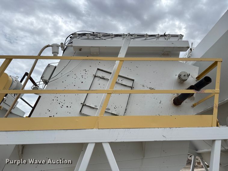 image for item EF6036 Vince Hagan mobile aggregate batch mixing plant