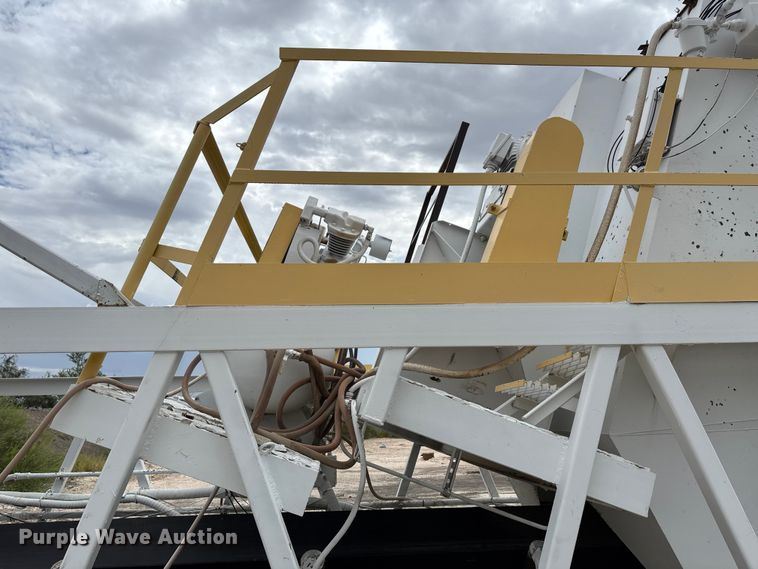 image for item EF6036 Vince Hagan mobile aggregate batch mixing plant