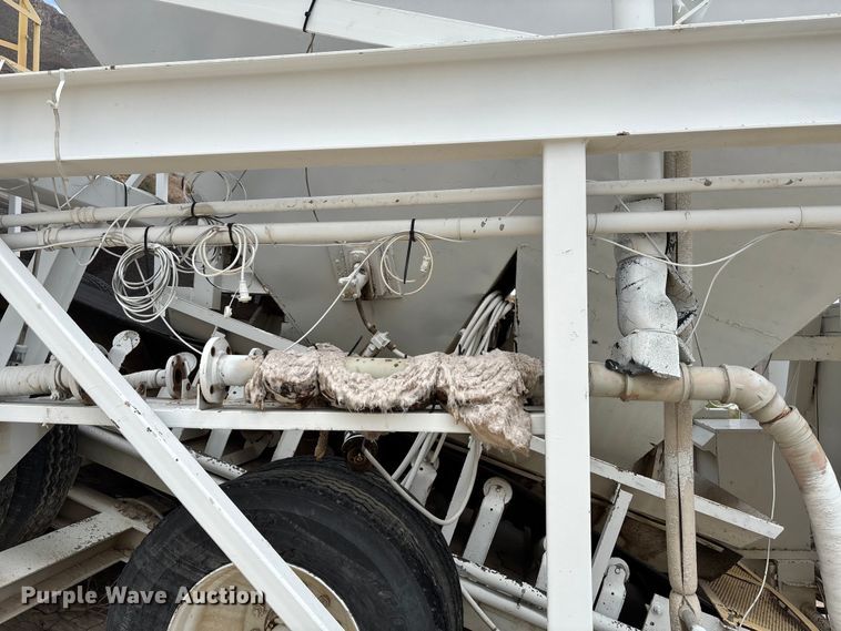 image for item EF6036 Vince Hagan mobile aggregate batch mixing plant